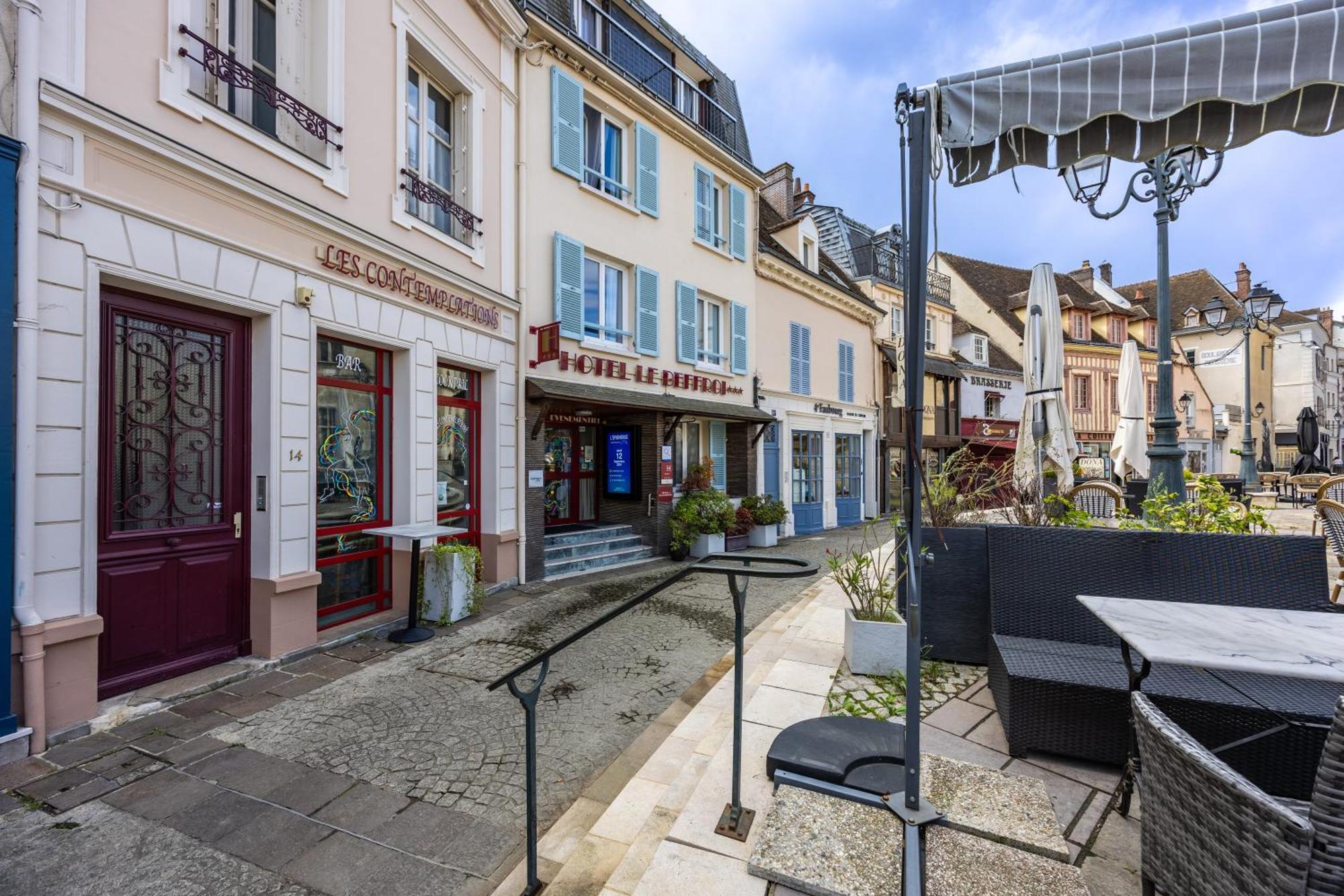 Hotel Le Beffroi Dreux Eksteriør billede